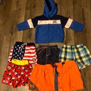 Lot of 7 18m toddler boy clothes